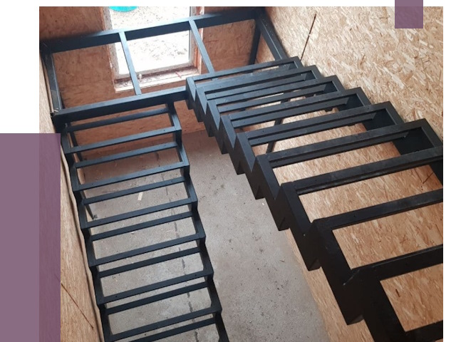 Демонтаж лестниц на металлокаркасе в Кизилюрте от 7435 руб. за м²