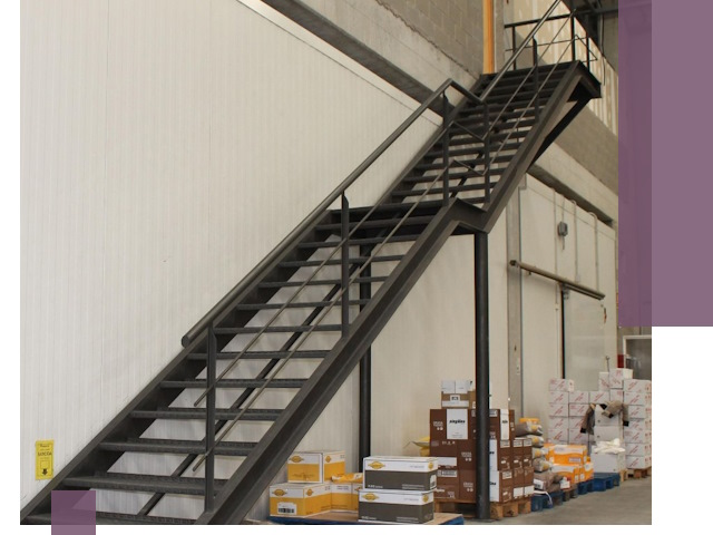 Лестницы для производства в Кизилюрте — изготовление и монтаж