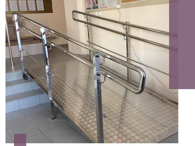Перила для инвалидов в Кизилюрте — надежные поручни и ограждения
