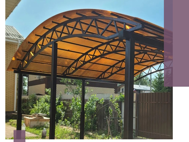 Изготовление навесов под ключ в Кизилюрте из качественных материалов