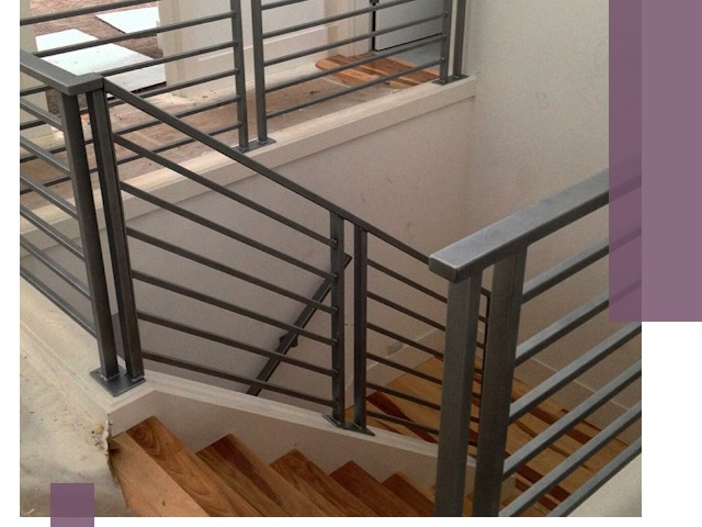 Изготовление поручней из металла и дерева в Кизилюрте